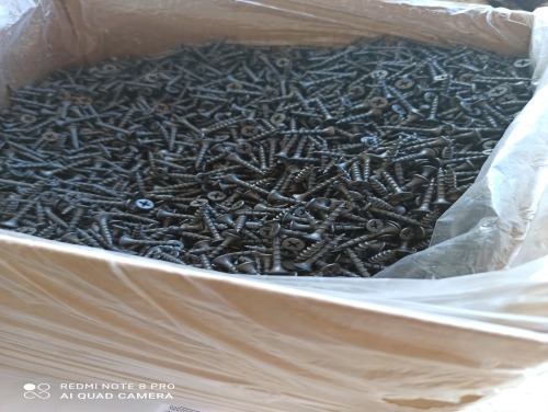 Саморез черный по дереву ( крупный шаг резьбы ) в упаковках по 15 кг 3.5х45